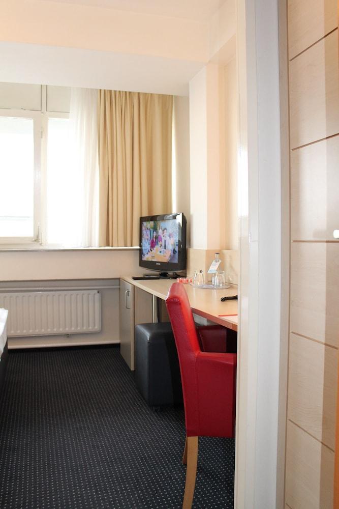Enjoy Hotel Am Studio Berlin Dış mekan fotoğraf