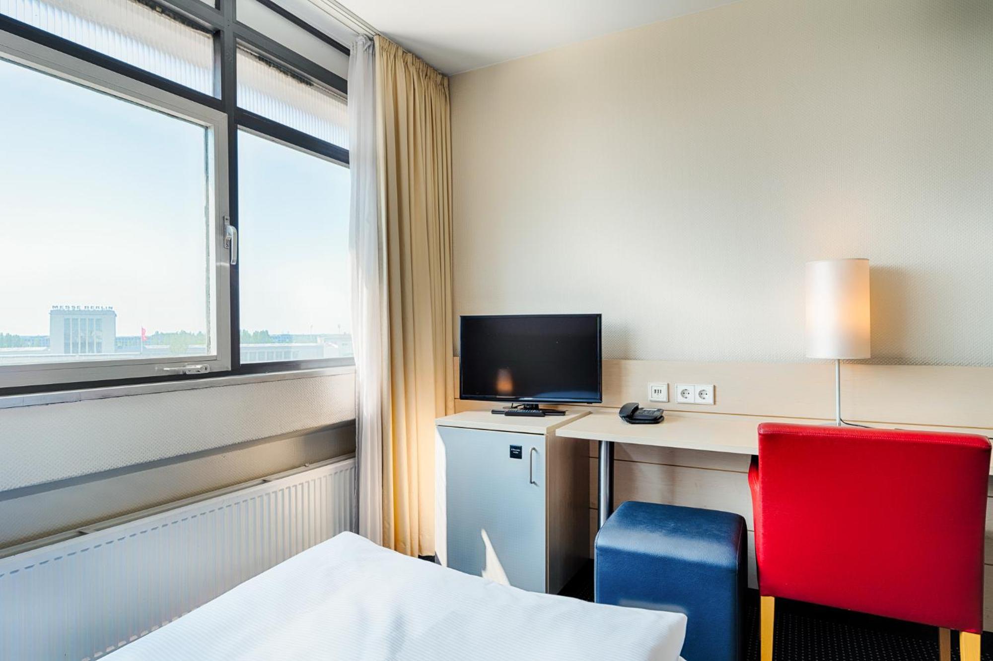 Enjoy Hotel Am Studio Berlin Dış mekan fotoğraf