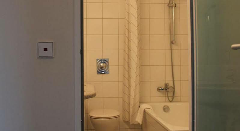 Enjoy Hotel Am Studio Berlin Dış mekan fotoğraf